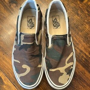 Vans camouflage slip ons. Size 10 Women’s.